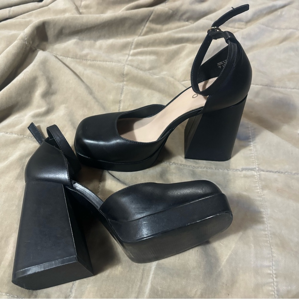 Women’s Aldo Shoes size 7